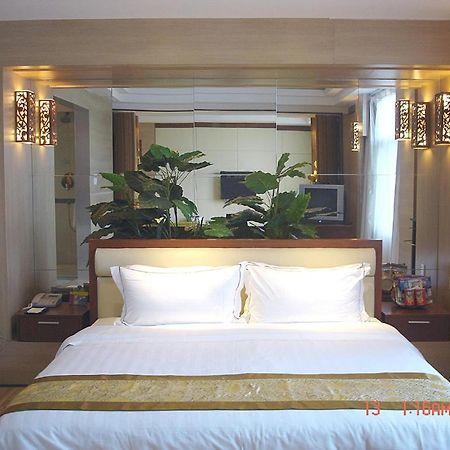 New Beacon Xinhang International Hotel Wuhan Zimmer foto